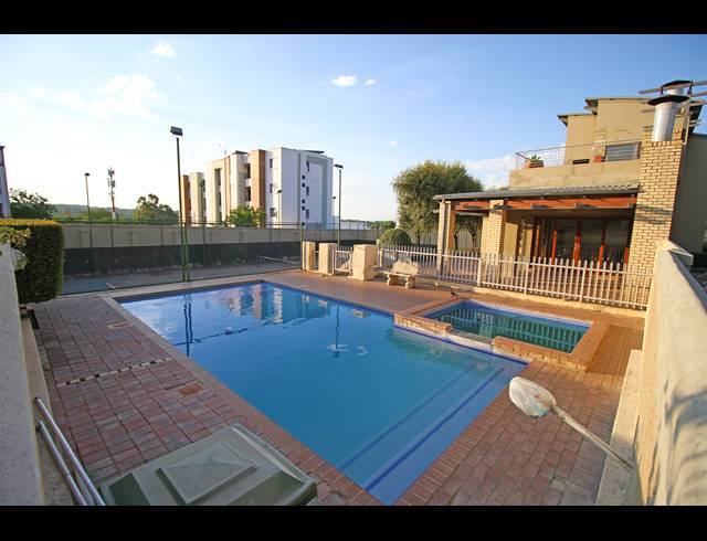 1 BEDROOM APARTMENT FOR SALE IN FERNDALE